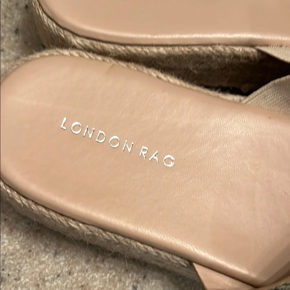 Cream and Black Sandals with Cross-Strap Design